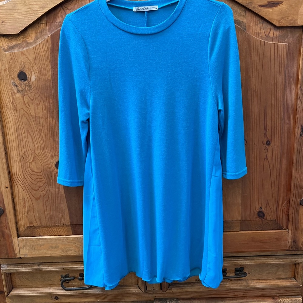 COPY - Arianna by Howard’s Blue Tunic Top Size S/M